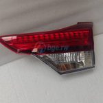 81581BZ040 — BACK DOOR REFLECTOR RH. RUSH 18.